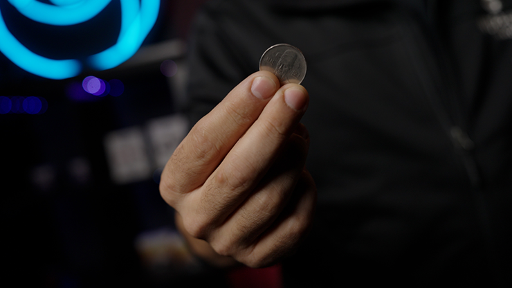 Vanishing Coin by Apprentice Magic